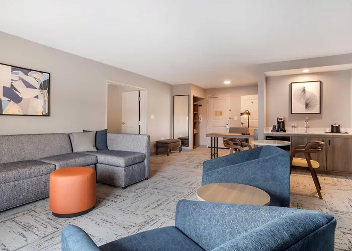 Top Hotels Close to Concord Mills, North Carolina